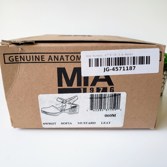 MIA Sofia Swedish Clog Free People Size 36 & 40 Mustard Yellow Leather Mary Jane - Picture 13 of 13